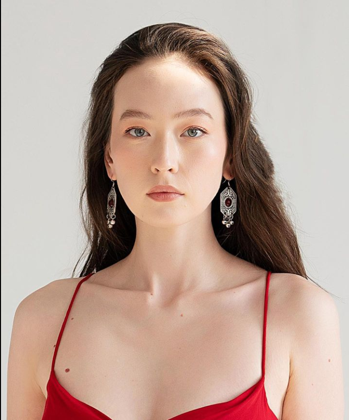 Most beautiful actress. BOW64